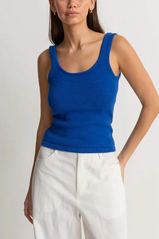 Cove Scoop Neck Tank In Blue