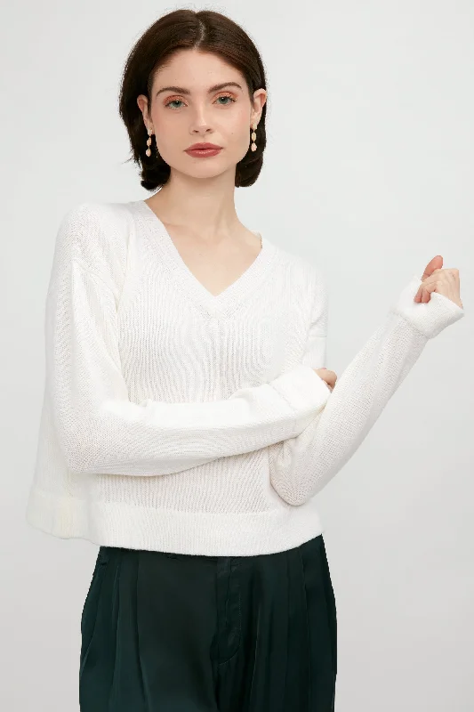 Cashmere Hand-Stitch V-Neck Sweater in White