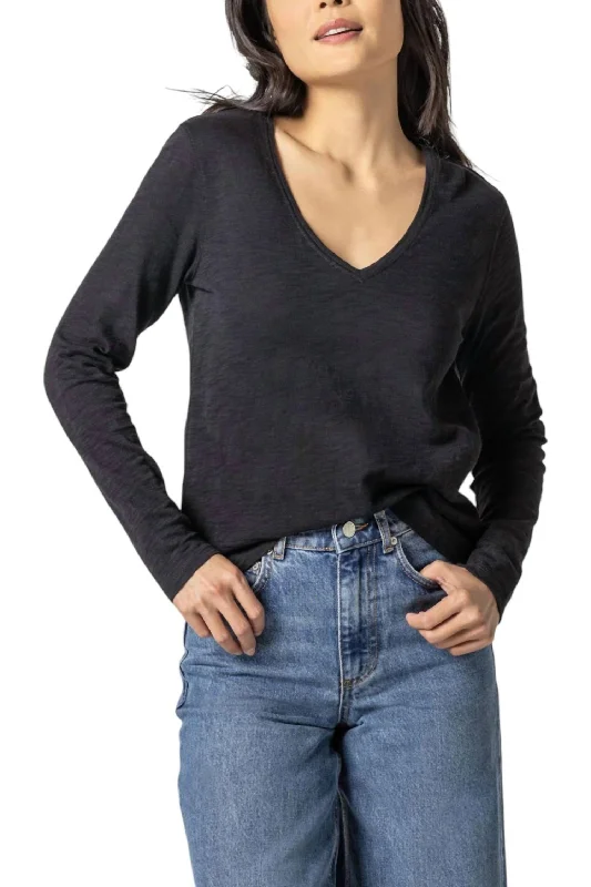 Long Sleeve V-Neck Top In Black